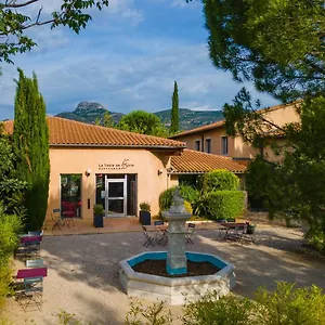 https://logis-le-mas-de-letoile-aubagne.fr-provencehotel.com