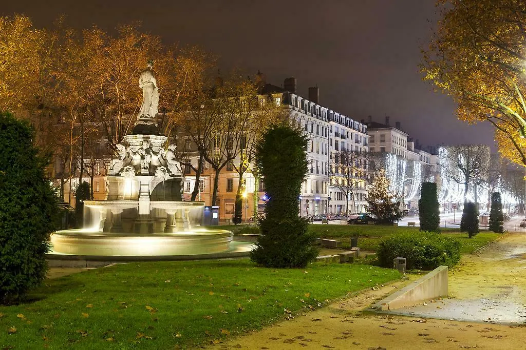 Hotel Edmond W Lyon Part-Dieu Frankrike